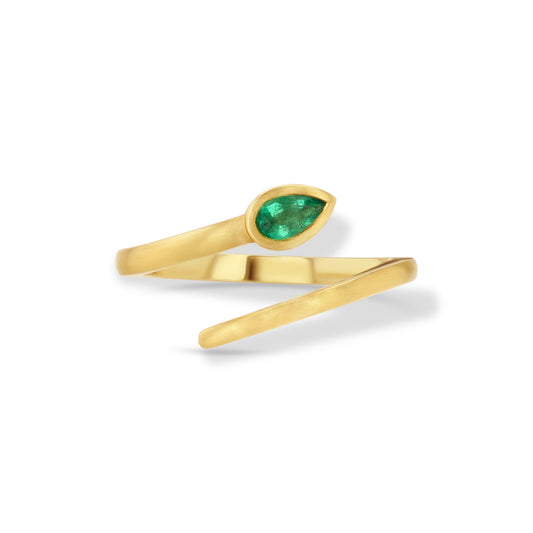 Emerald Serpentine Ring
