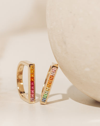 Peachy Green Sapphire U-Shaped Ring