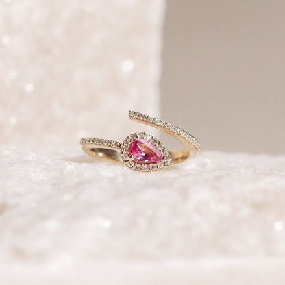 Pink Sapphire Serpentine Ring