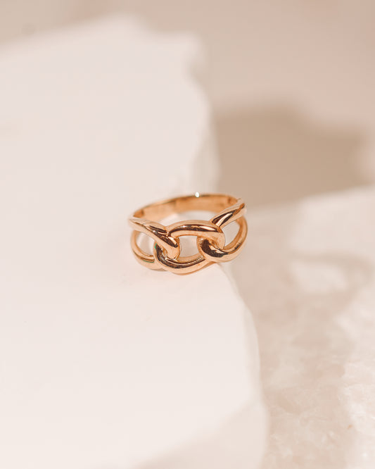 Chunky Curb Chain Ring