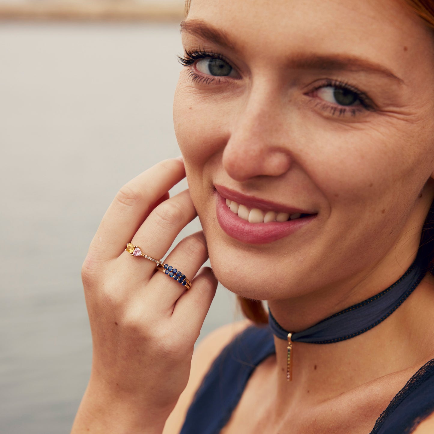 Peachy Green Sapphire Bar Pendant