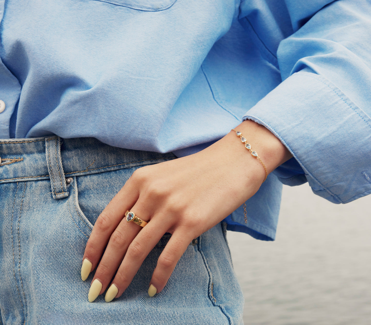 14k Gold Aquamarine Pears Bracelet