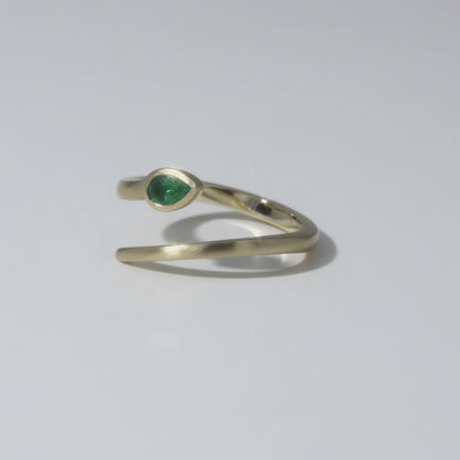Emerald Serpentine Ring